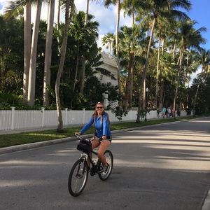 Meet your Posher, Gabriella